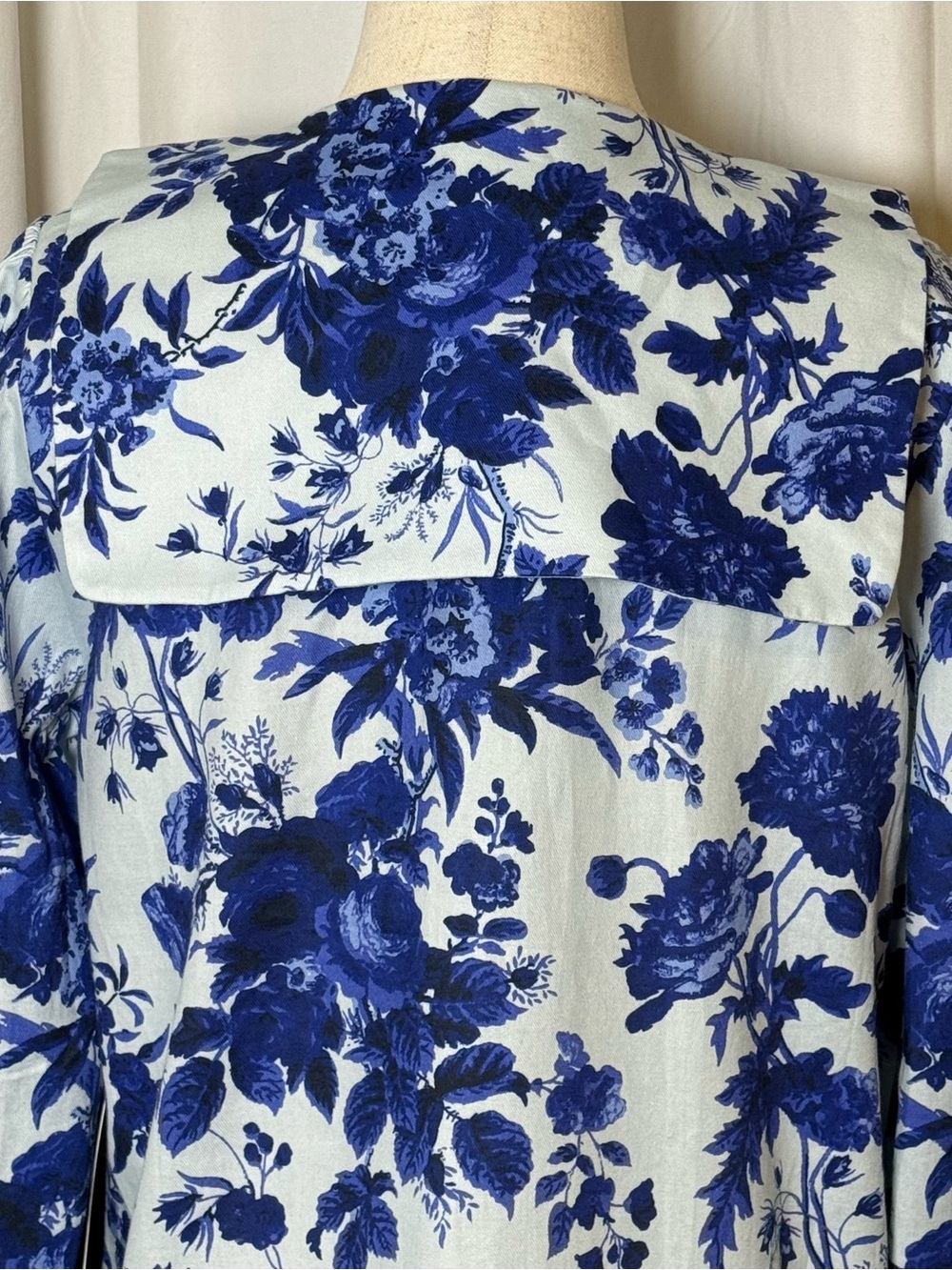 Tuckernuck Sapphire Bloom Bella Floral Bow Dress Medium NWT - Picture 11 of 16